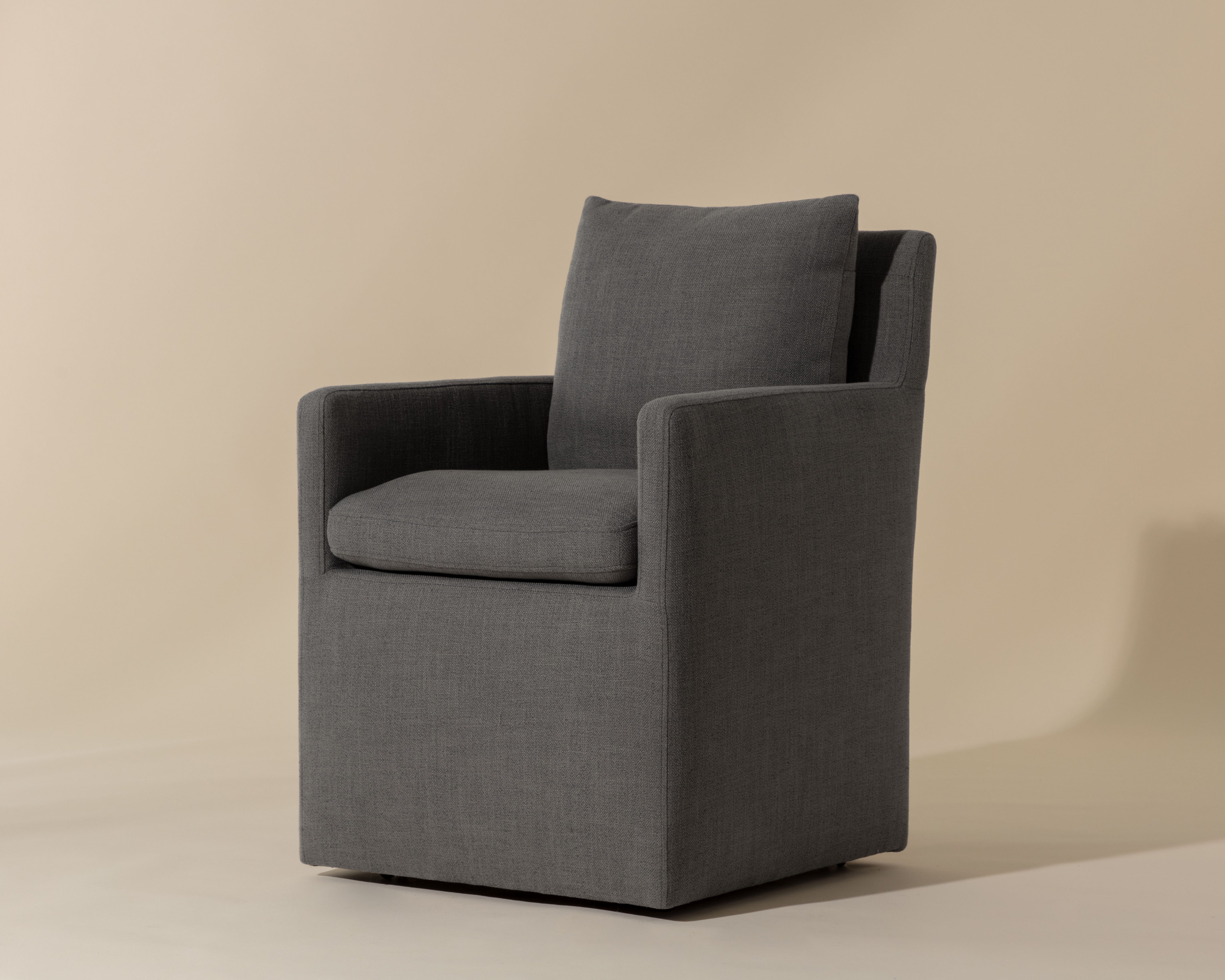 Glenrose Wheeled Dining Armchair 